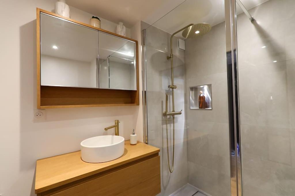 Cosy Appartement, Centre-ville Cannes, Terrasse, Clim Apartamento *