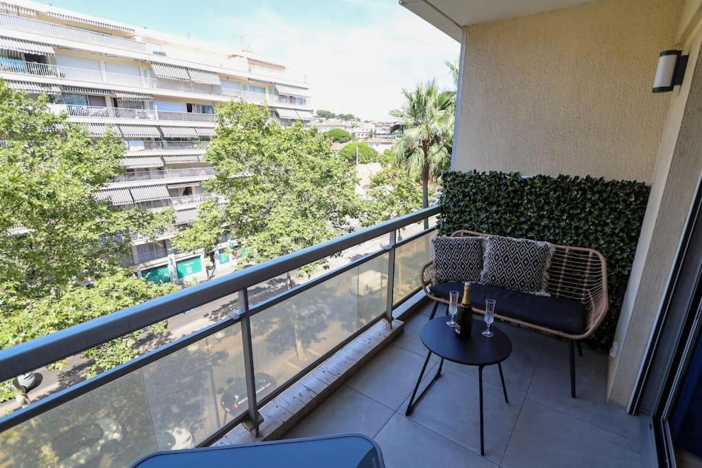 Cosy Appartement, Centre-ville Cannes, Terrasse, Clim Apartamento *