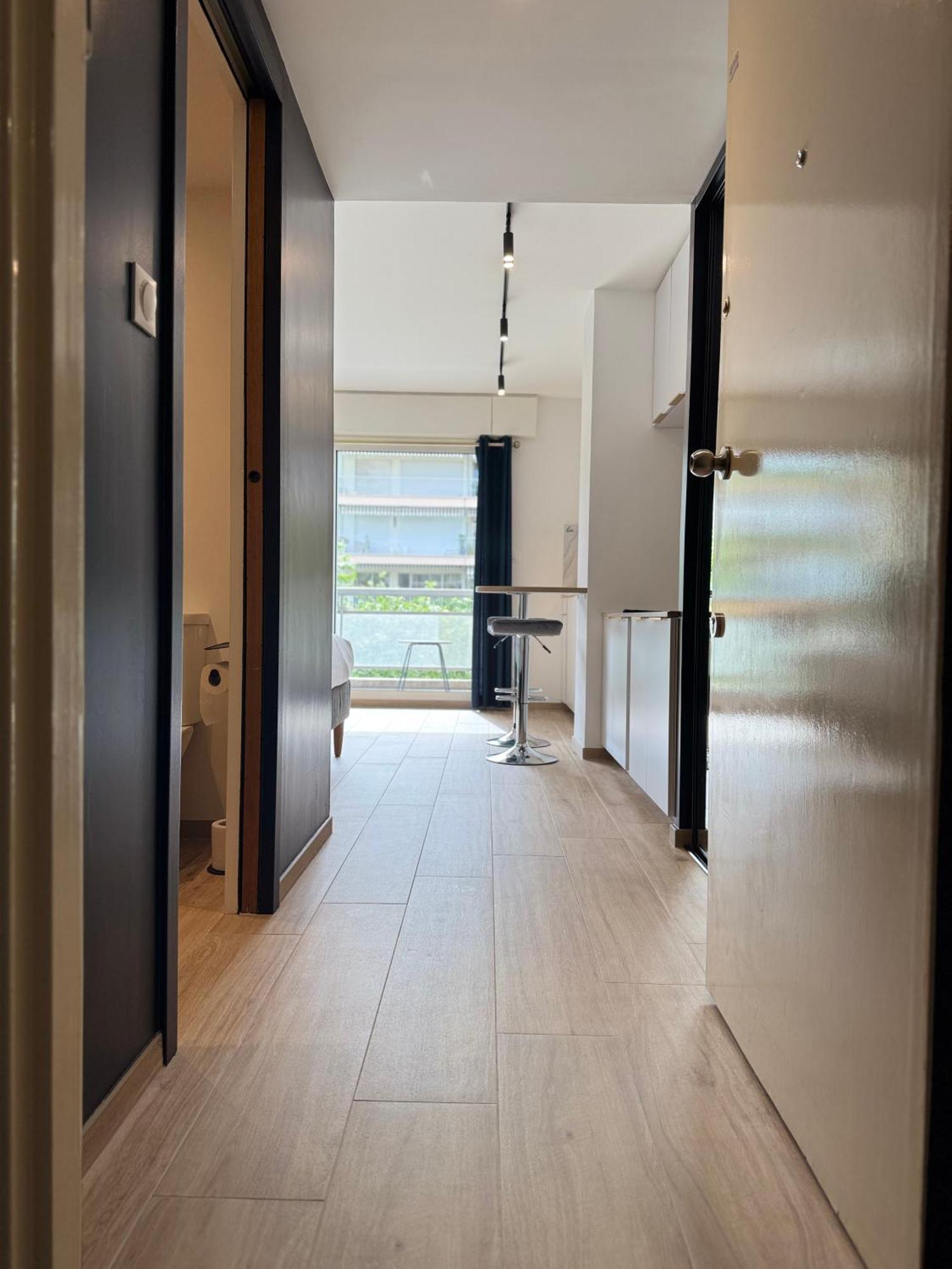 Cosy Appartement, Centre-ville Cannes, Terrasse, Clim Appartamento *